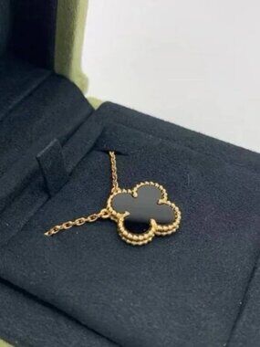 Van Cleef & Arpels Necklace